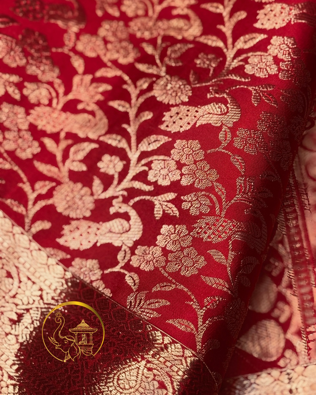 Regal Red Kanjivaram Silk Saree with Intricate Zari Weave