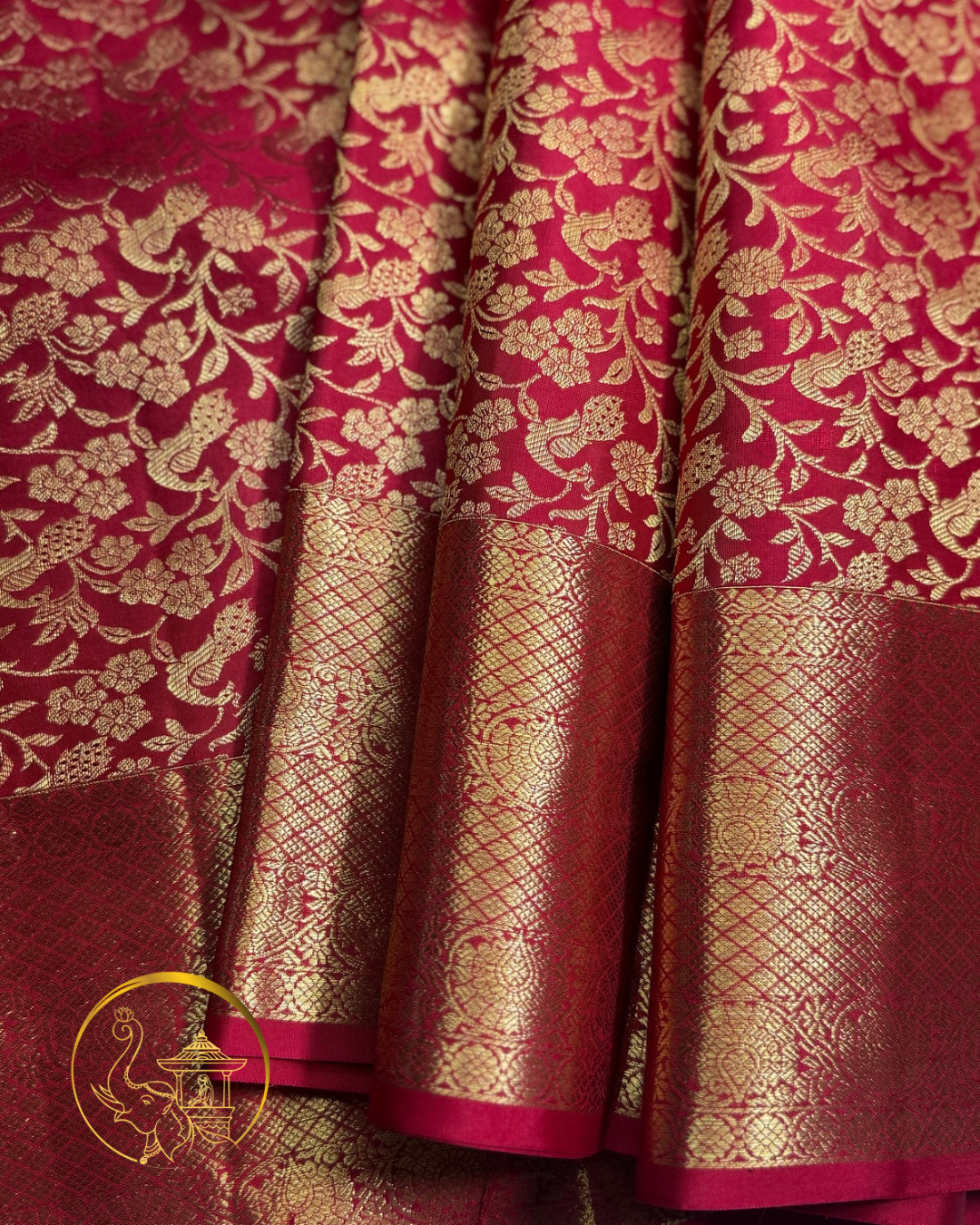 Regal Red Kanjivaram Silk Saree with Intricate Zari Weave